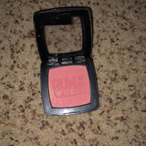 Blush trio💕💕 - Picture 3 of 5